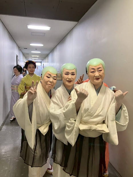 京鹿子娘道成寺　所化